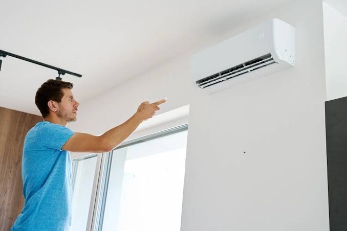 How an HVAC Contractor Identifies Hidden Causes of Uneven Room Temperatures