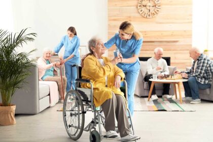 Why Families Often Choose a Local Home Care Agency Over Facility Care