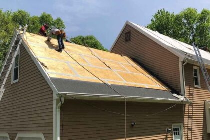 Choosing the Right Roofing Experts for Your Home in Farmington CT