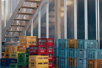 Smart Ways Small Businesses Use Storage Containers