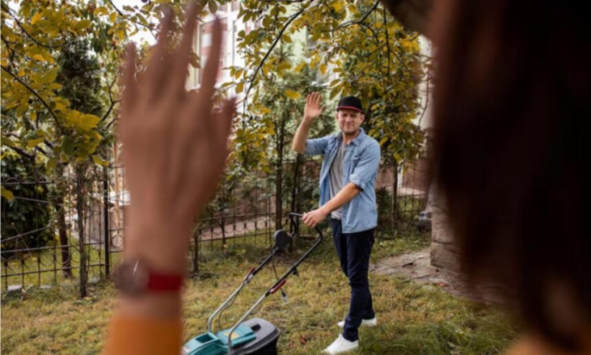 Weed Wacker Buying Guide: Choosing the Right Tool for Your Yard