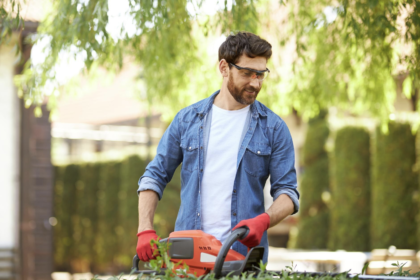 9 Reasons Homeowners Are Choosing Battery-Powered Backyard Tools