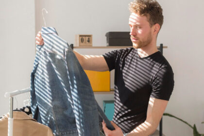The Benefits of Moisture-Wicking Fabrics in Everyday Workwear
