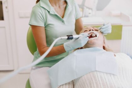 What You Should Know About Dental Cleaning Costs in Ontario