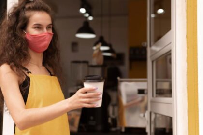 How Snack Vending Machines Are Changing Workplace Break Areas