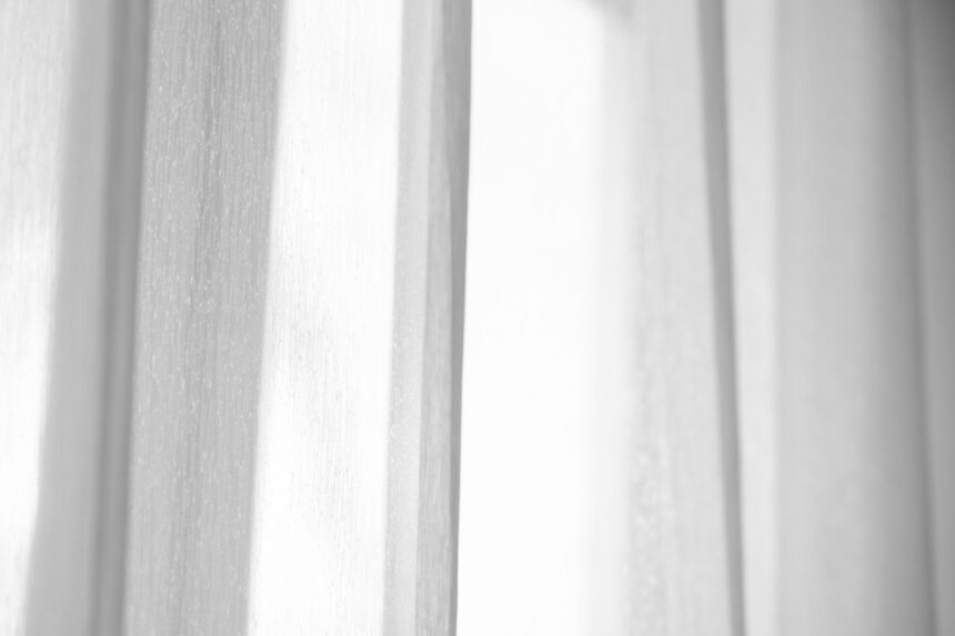 Why Linen Curtains Are a Popular Choice for Modern Homes
